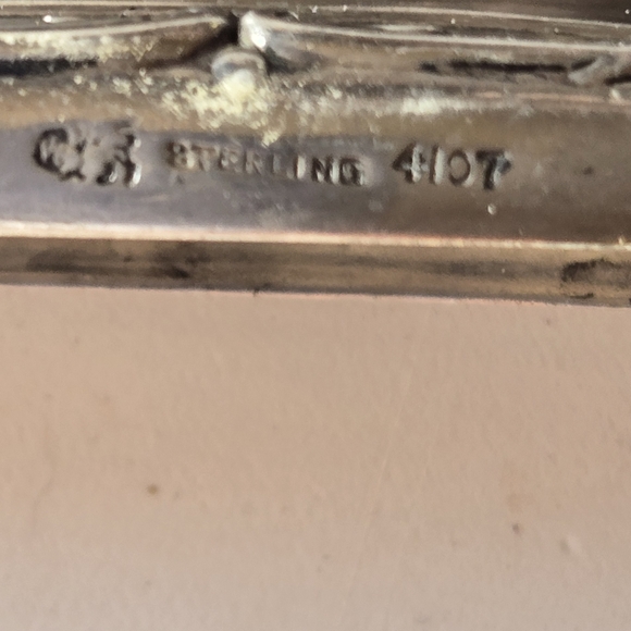 2 Antique silverArt deco beautiful vanity nail buffers - Picture 2 of 3